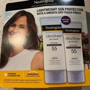 Neutrogena Ultra Sheer Dry-Touch Sunscreen SPF 55